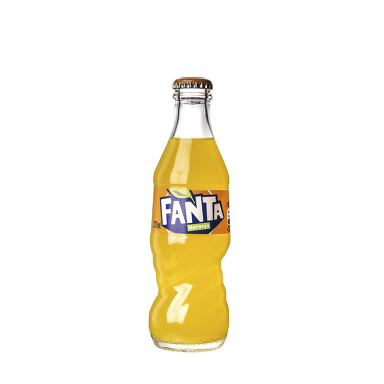 Фанта в стеклянной бутылке. Fanta 0 33 стекло. Fanta 0.25 стекло. Fanta в стеклянной бутылке. Fanta на белом фоне стекло.